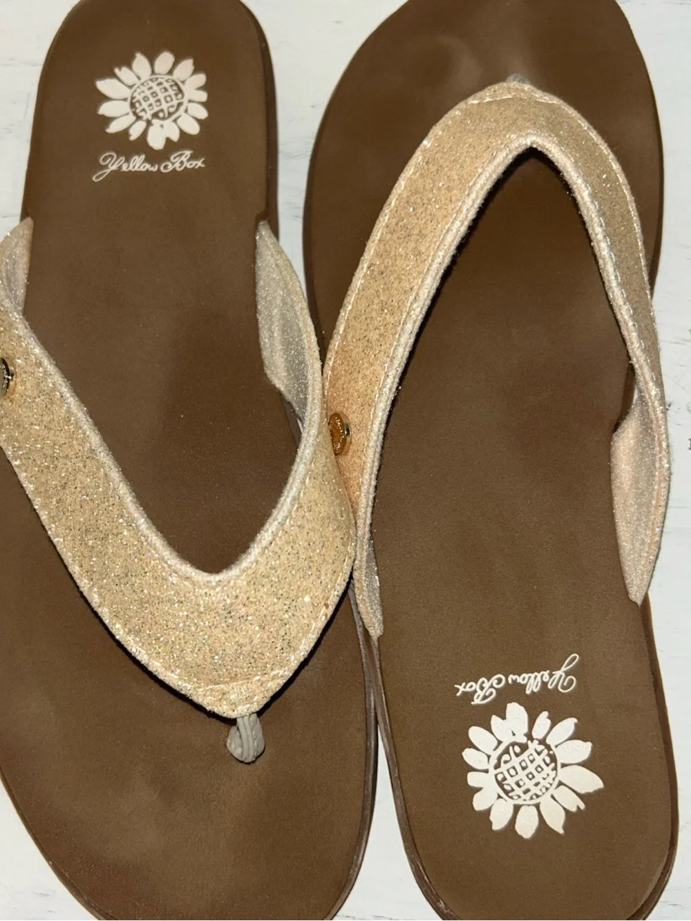 Yellow Box Women's Glitter Flip Flop Sandals - Champagne Gold - Picture 5 of 5